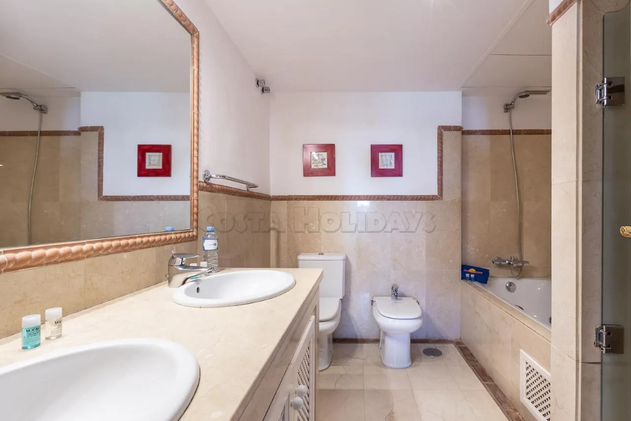 La Perla 1501 Daire Casares İspanya
