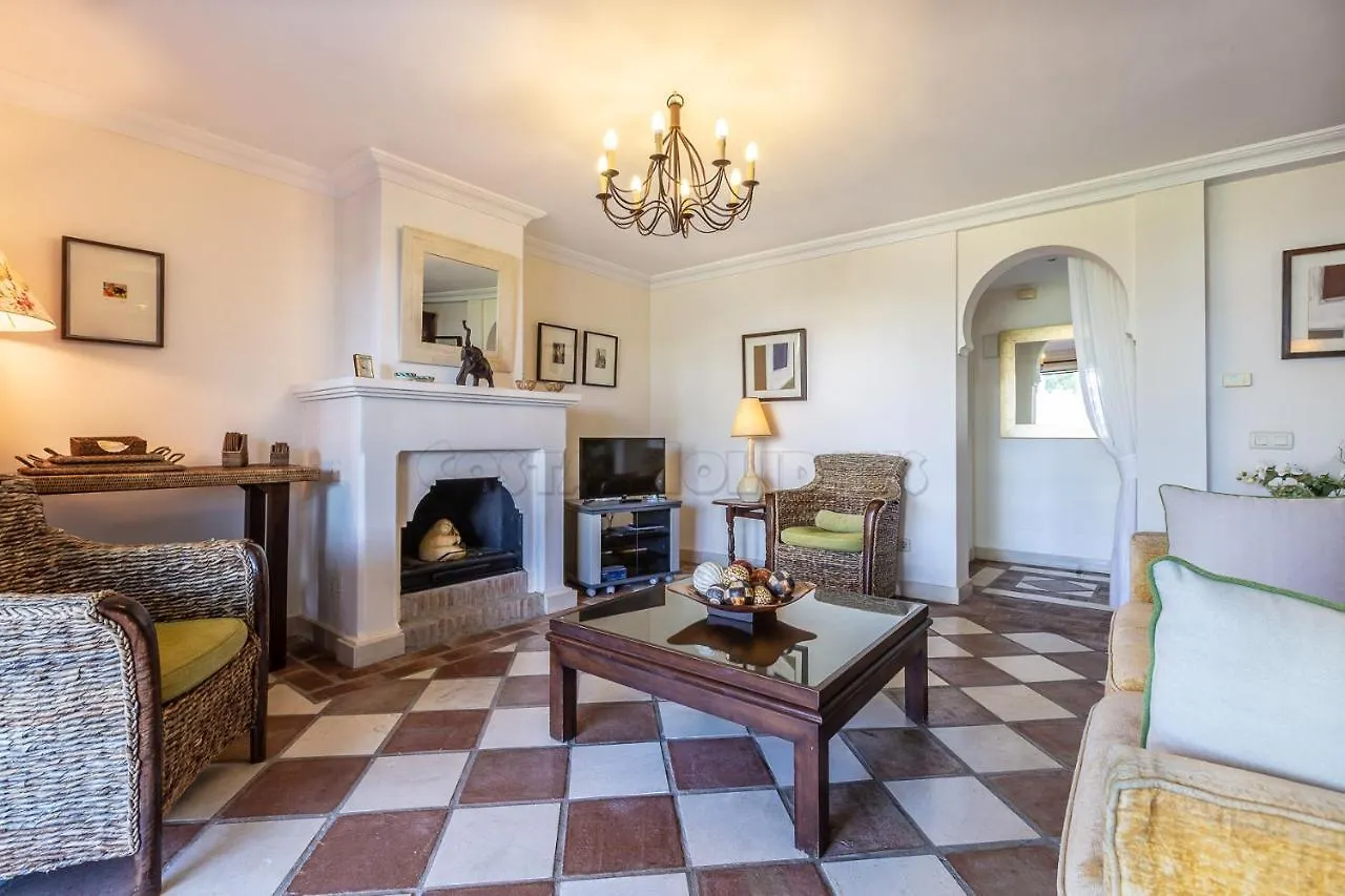La Perla 1501 Apartment Casares