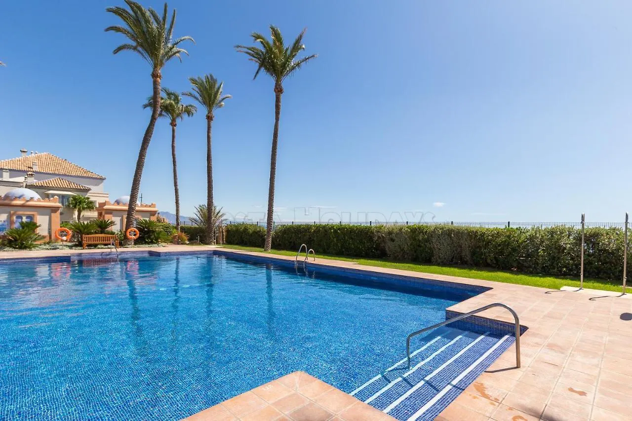La Perla 1501 Apartment Casares